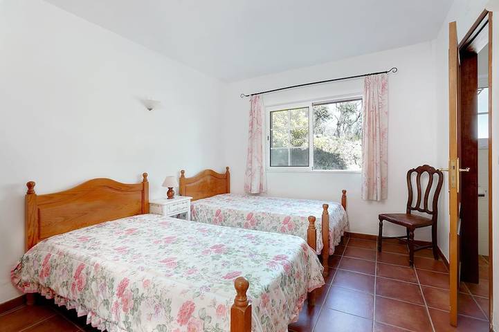 Location de vacances pour 6 personnes, avec jardin et terrasse à Monchique - 2