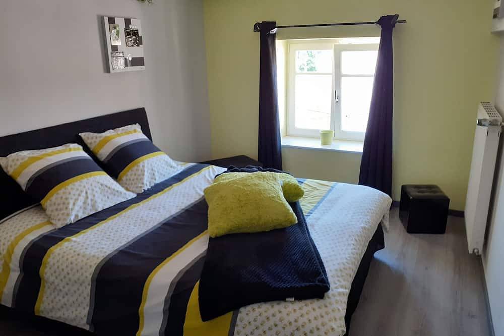 Entire apartment, Le Toit de Charme D'isabelle ! in Beaune, Beaune region
