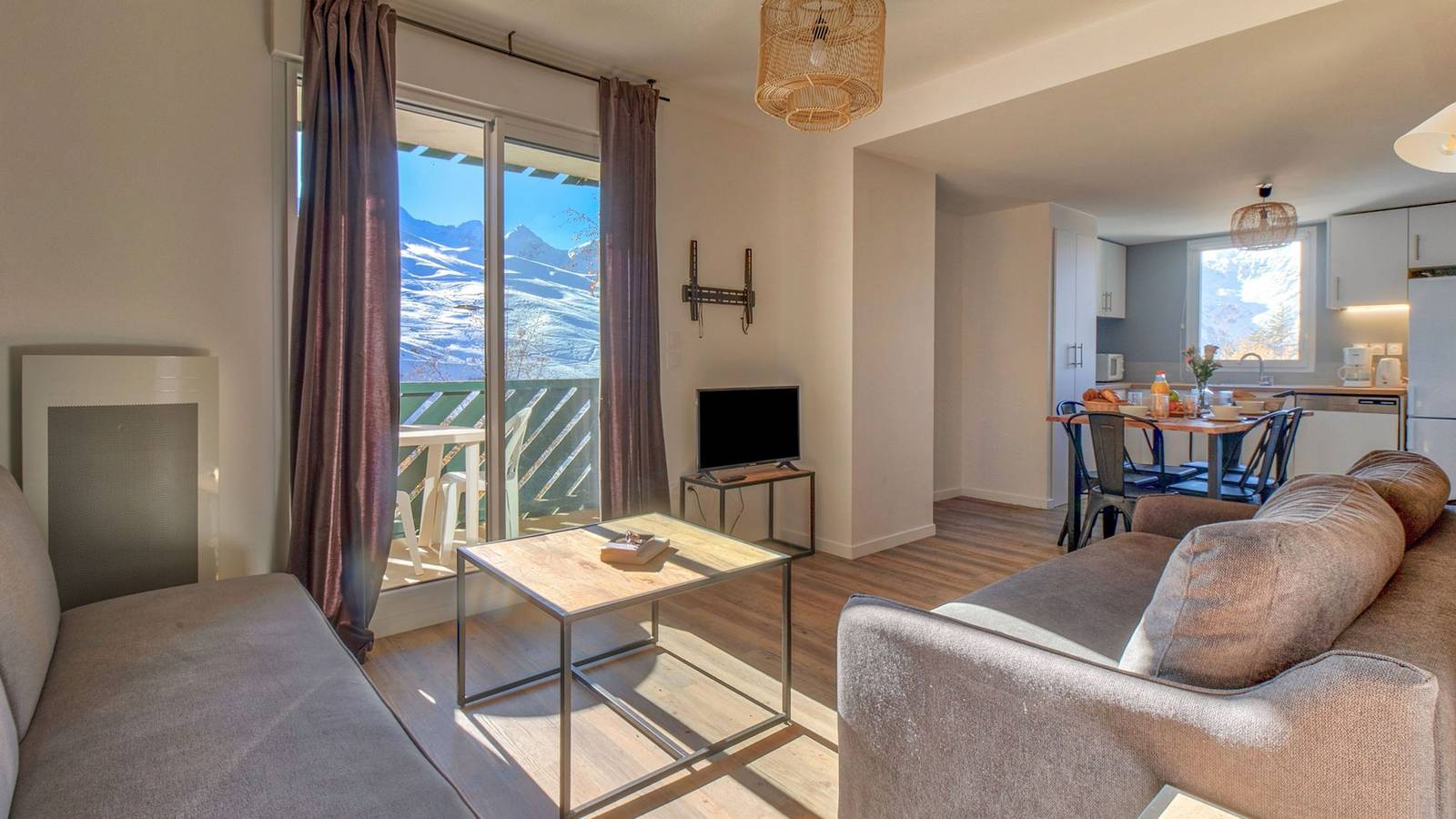 Ganze Wohnung, Ferienwohnung für 4 Personen mit Balkon in Germ, Französische Pyrenäen