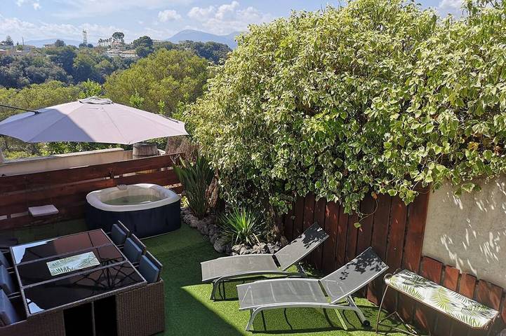 Ferienhaus für 5 Personen, mit Whirlpool und Garten sowie Terrasse in Cagnes-sur-Mer