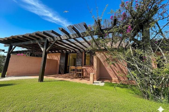 Villa pour 3 personnes, avec balcon et jardin à Bonifacio