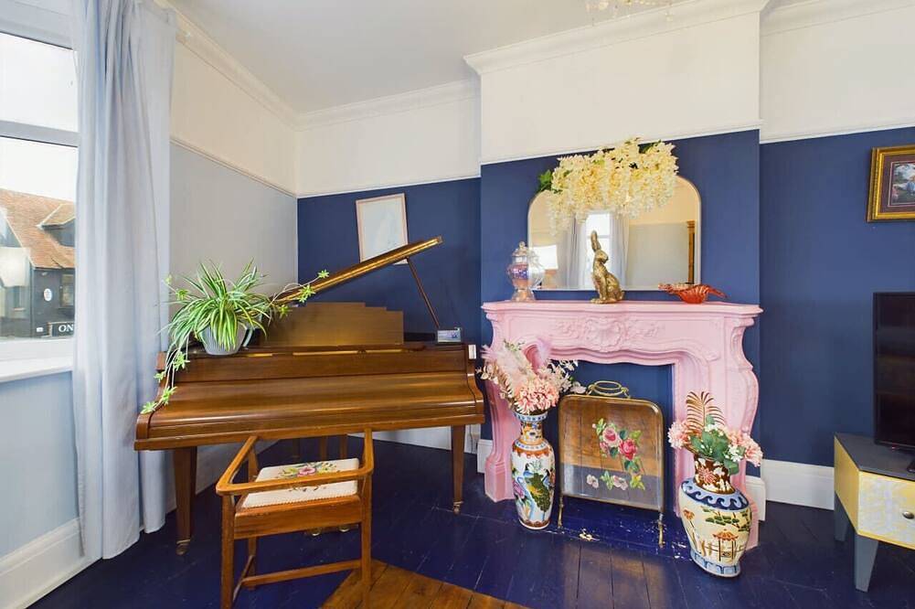 Ganze Wohnung, 2 Bed Apartment- Leigh Broadway in Southend-on-Sea, Östliches England