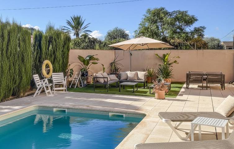 Acogedor Apartamento con Terraza, Piscina y WiFi - Cerca de Perico Son Toreo in Sineu, Interior de Mallorca
