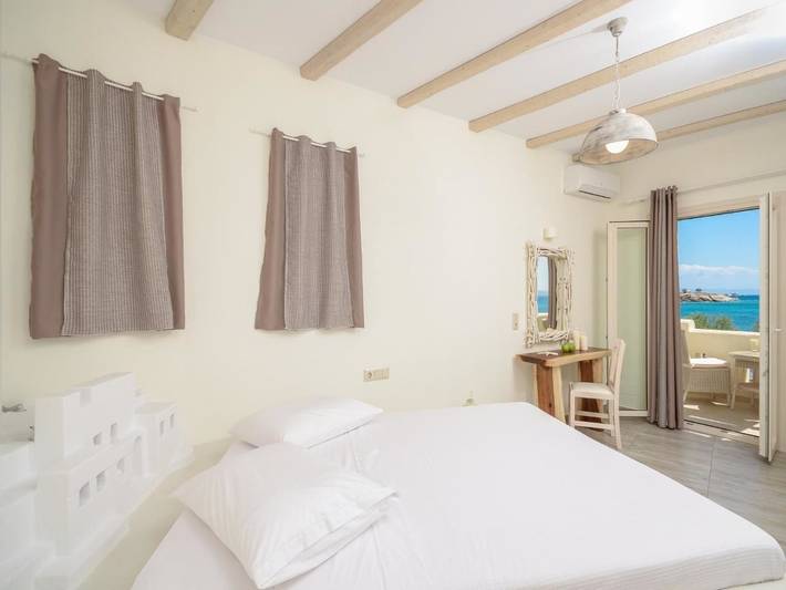 Chambre d’hôte pour 2 personnes, avec balcon et vue dans Naxos - 4