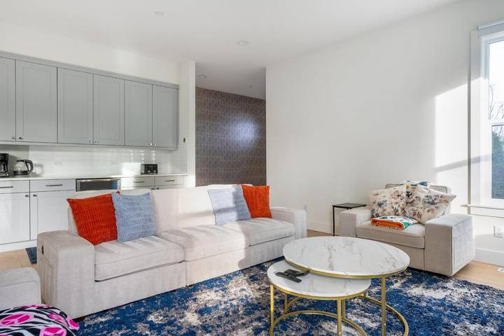 Apartamento de vacaciones para 8 personas, con vistas y jardín - 1