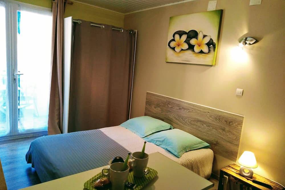 Ganze Wohnung, Studio Plein sud Avec Terrasse vue Centre Village in Saint-Jean-Saint-Nicolas, Nationalpark Écrins
