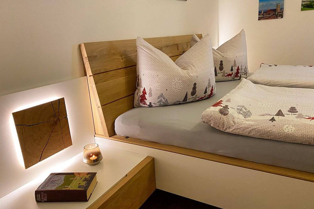Ganze Wohnung, Voll ausgestattete Ferienwohnung mit großer Terrasse, 60 m² in Breitbrunn (Edling), Edling
