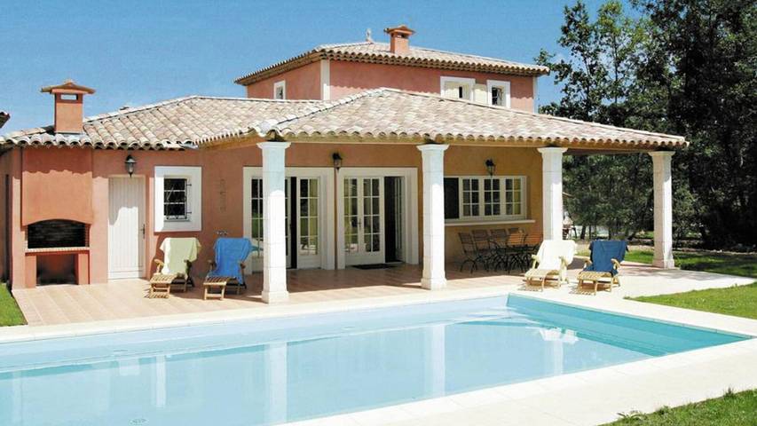 Villa pour 8 personnes, avec terrasse et piscine ainsi que jardin et jacuzzi à Fayence