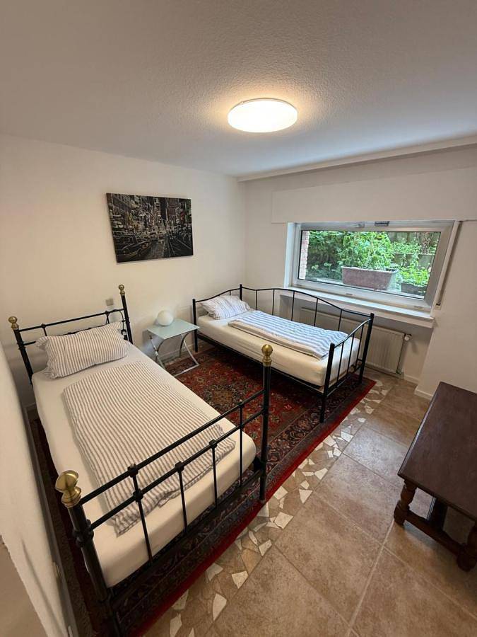 Ganze Wohnung, Two-Bedroom Apartment in Würselen, Rheinland