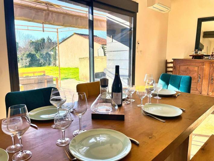 Location de vacances pour 8 personnes, avec piscine et jardin, animaux acceptés à Douzillac - 4