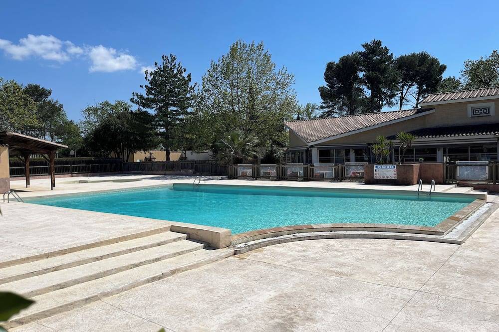 Air-conditioned cottage with swimming pool in the Gard provençal region in Gaujac, Nimes und Umgebung