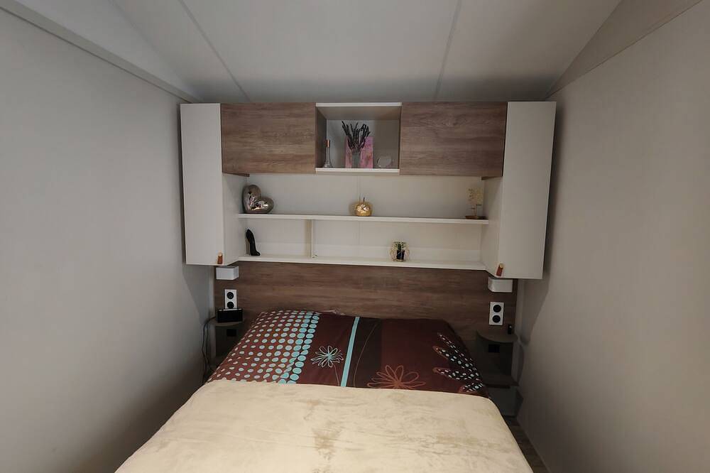 Mobile home rental in a leisure residence in Rocbaron, Región Brignoles