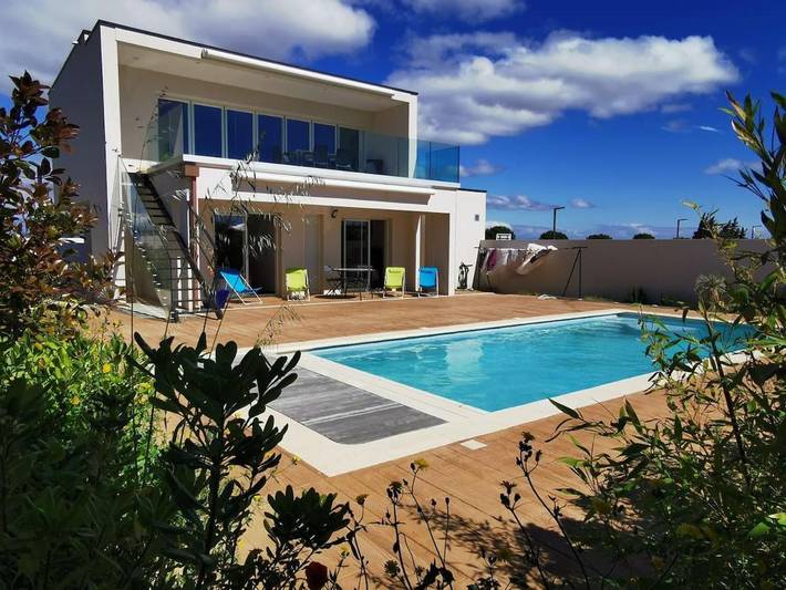 Ferienhaus für 6 Personen, mit Balkon und Terrasse sowie Garten und Pool in Sérignan
