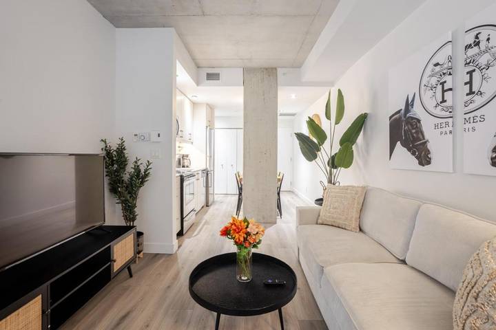 Apartamento de vacaciones para 5 personas, con vistas además de piscina y terraza - 1