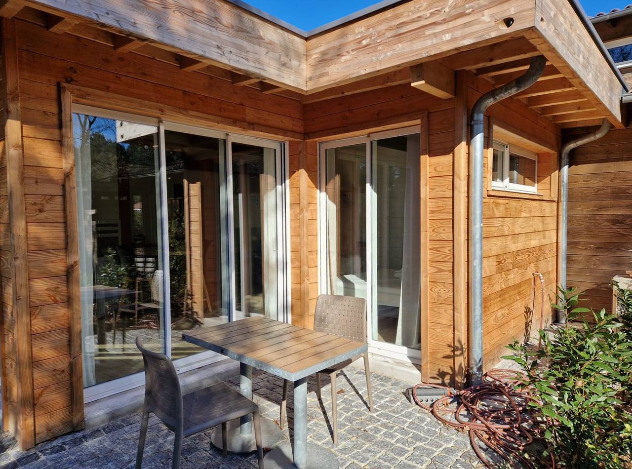 Appartement entier, Appartement bois dans un écrin de verdure in Seignosse, Côte d’Argent