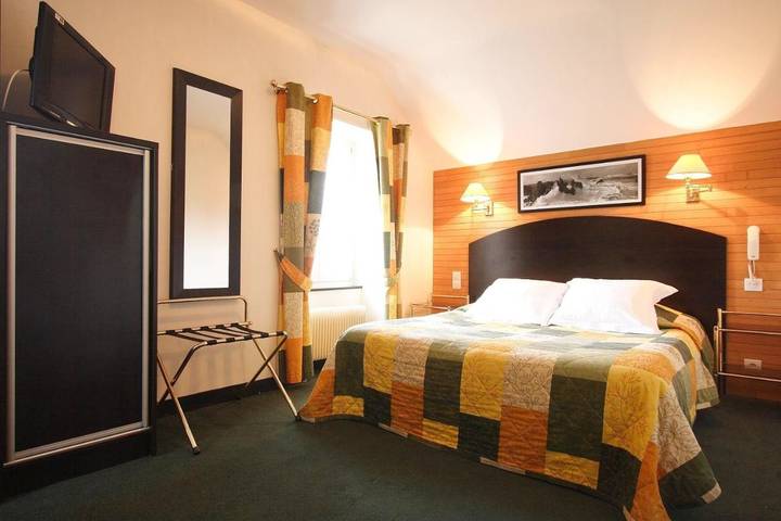 Hôtel pour 2 personnes, avec piscine ainsi que jardin et vue
