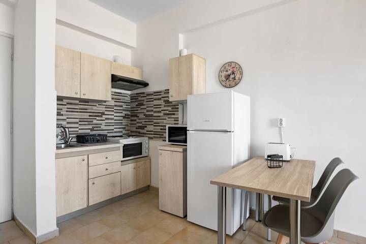 Apartamento entero, Apartamento de vacaciones para 3 personas con balcón in Region de Chania