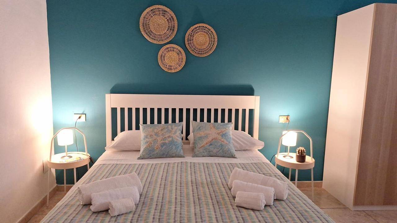 Large Double Room in Aspra, Bagheria