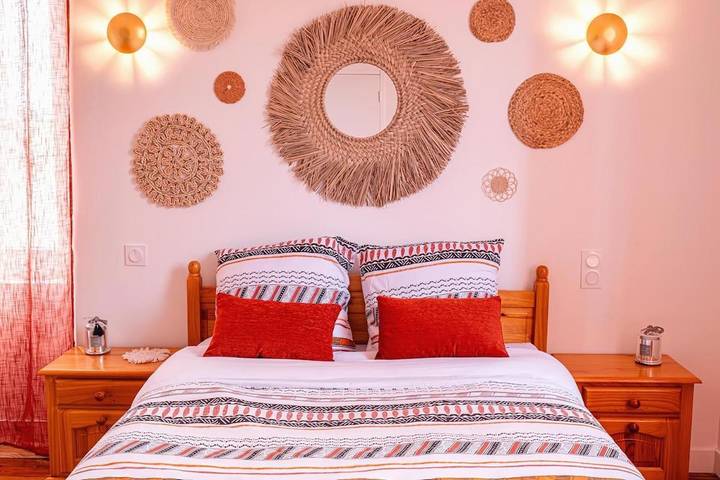 Location de vacances pour 14 personnes, avec terrasse et jardin à Briatexte - 3