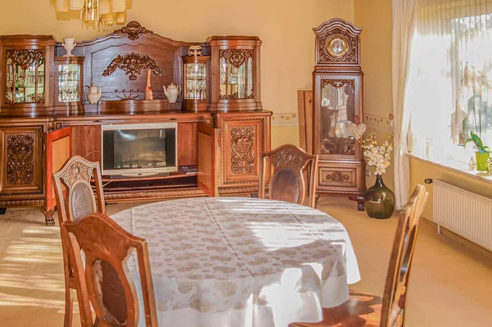 Ganze Wohnung, 2 bedroom stunning apartment in Winsen (Aller) in Winsen (Aller), Aller-Leine-Tal
