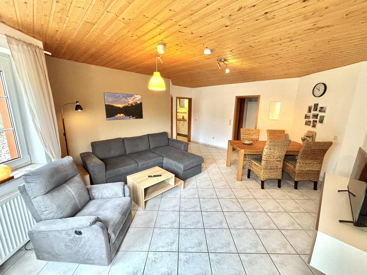 Ganze Ferienwohnung, 4-Bett-Ferienwohnung Dusche/Wc bis 6 Personen in Daun, Vulkaneifel