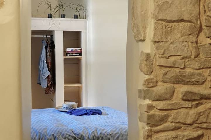 Gîte pour 6 personnes, avec jardin et piscine à Revest-du-Bion - 2