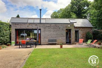 Gîte pour 3 personnes, avec terrasse et jardin à Plouézec
