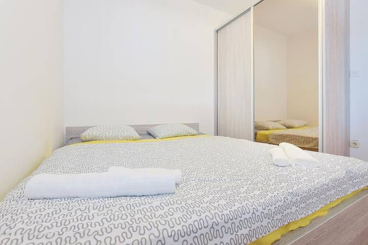 Beautiful home in Jezera in Tisno, Murter