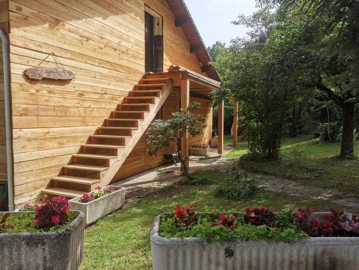 Location de vacances pour 6 personnes, avec jardin à Belvédère