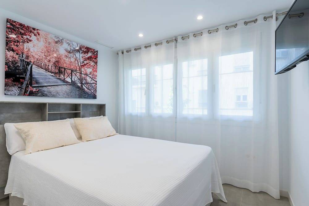 Apartamento entero, Corazón de Triana. Terraza y piscina privada in Central Seville, Sevilla