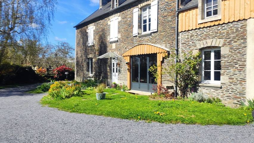 Chambre d’hôte pour 2 personnes, avec Terrasse et Jardin à Lingèvres