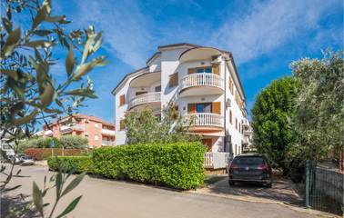 Ferienwohnung für 6 Personen, mit Terrasse in Umag