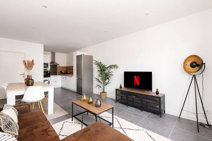 Gîte pour 8 personnes, avec terrasse, animaux acceptés à Talence - 3