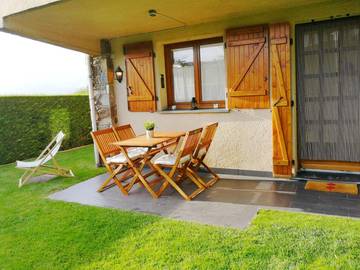 Gîte pour 4 personnes, avec piscine et jardin à Osséja