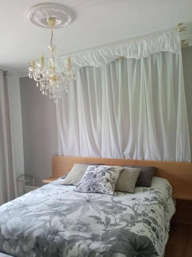 Chambre d’hôte pour 2 personnes, avec terrasse ainsi que vue et jardin à La Celle-sous-Gouzon - 3