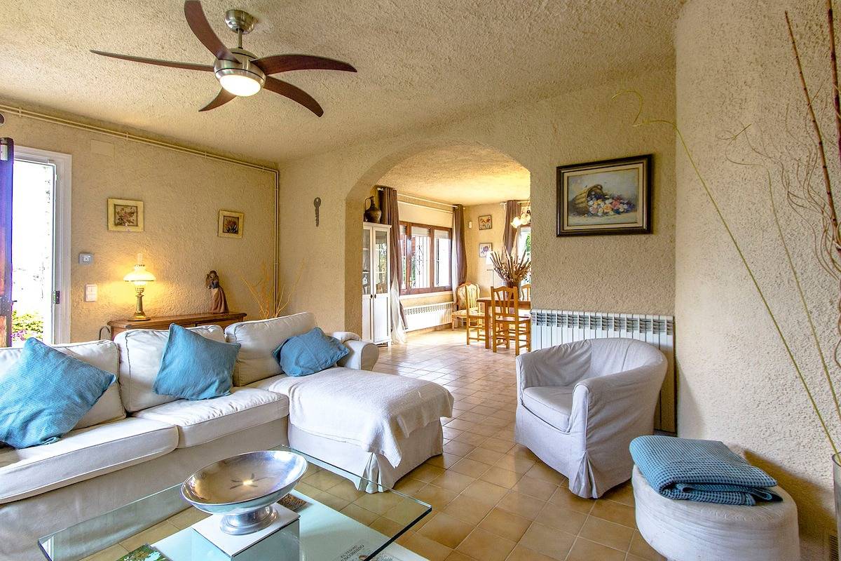 Unique Costa Brava Abode w/ train access to Bcn in Santa Coloma de Farners, Girona Province