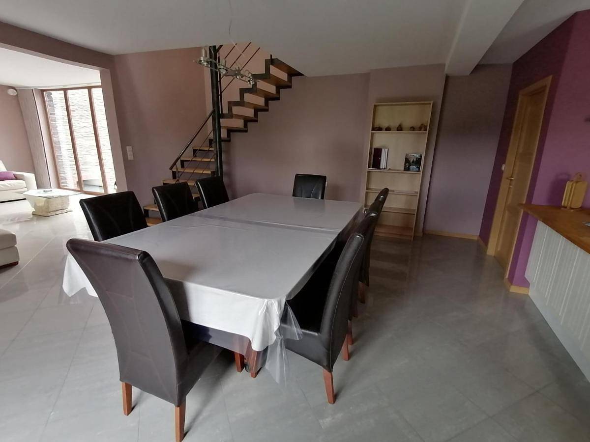 L'Atelier d'Arthur - Gîte chaleureux avec jacuzzi. in Champlon, Tenneville