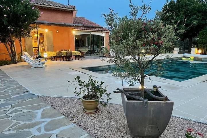 Location de vacances pour 8 personnes, avec jardin à Saint-Paul-en-Forêt - 3