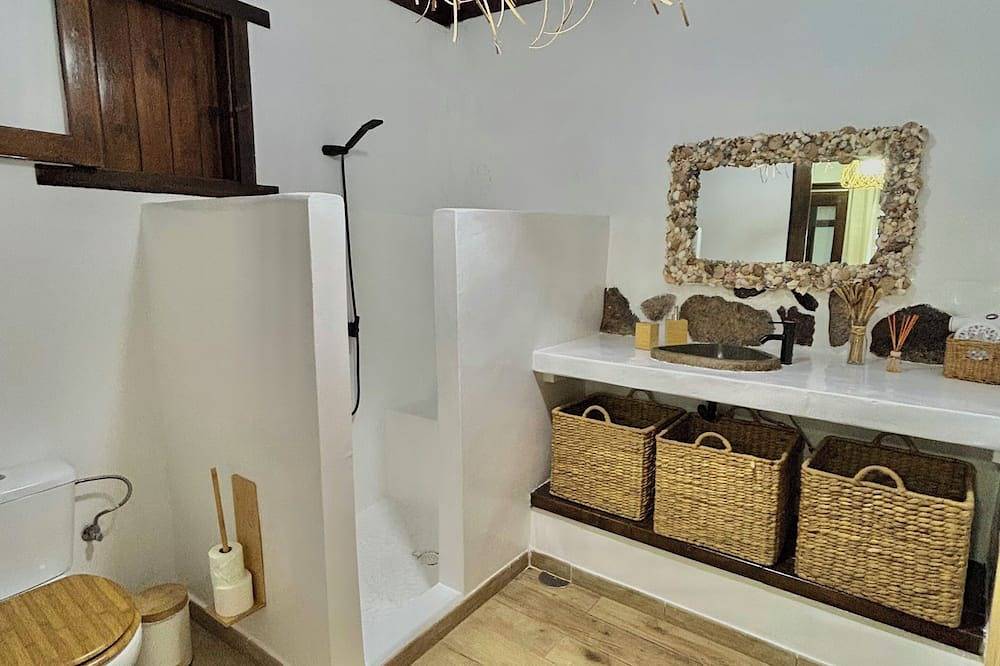 Boho Villa in Firgas | Pool, Nature, Bbq, and Ocean Views in Padilla, Firgas