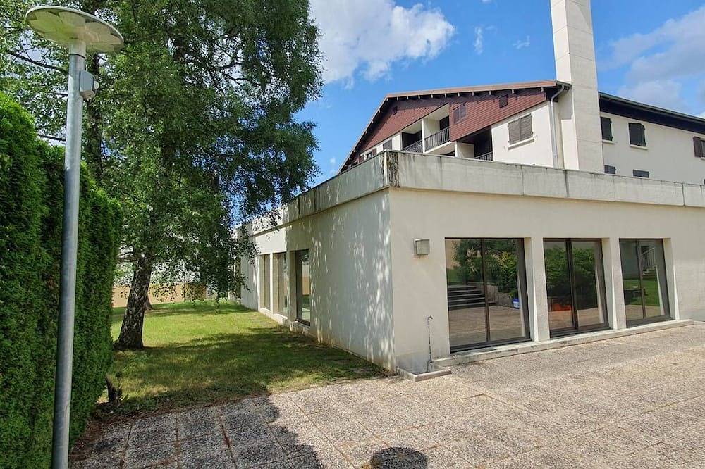 Apartamento entero, Metabief - Genevriers - Bât Les Gentianes 6 Pers in Mouthe-Lac et Mont d’Or, Doubs (desambiguación)