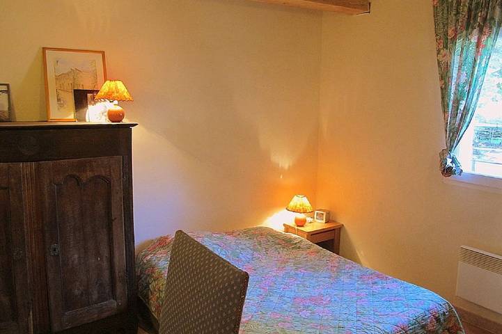 Location de vacances pour 12 personnes, avec jardin et terrasse à Junas - 3