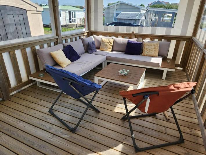 Chalet pour 4 personnes, avec Terrasse et Piscine