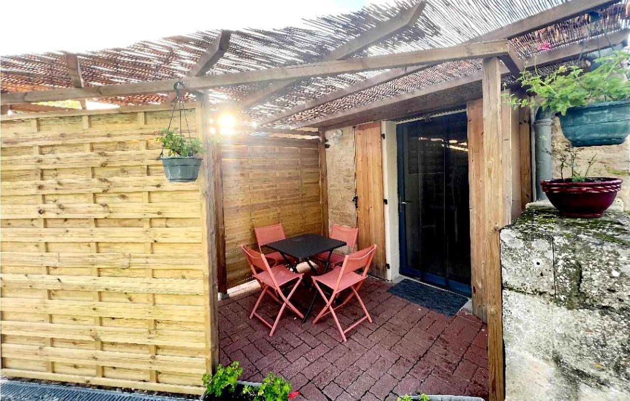 One-Bedroom Holiday Home in Coulon, Région de Niort