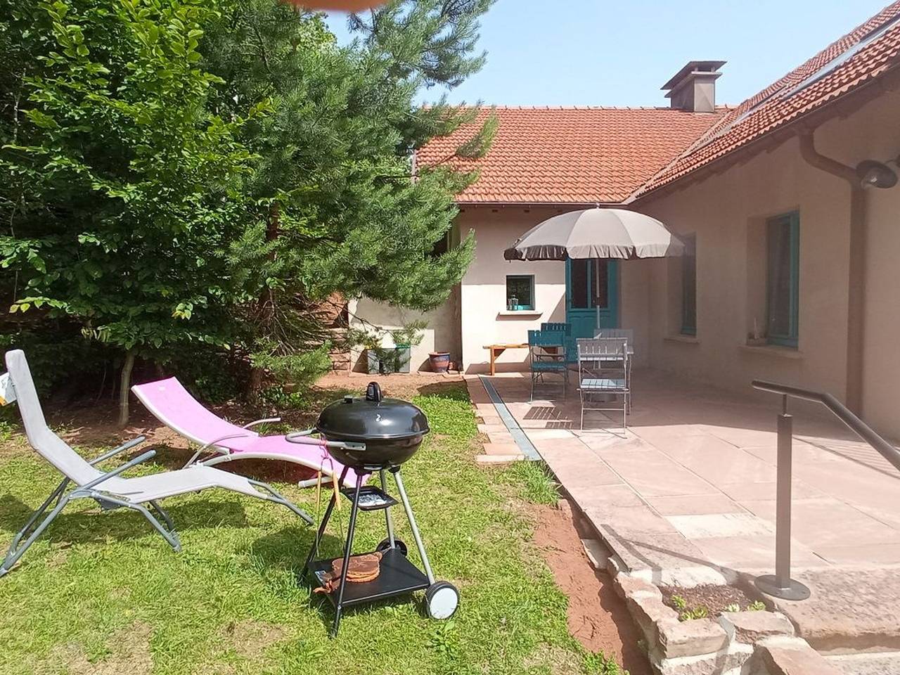 Appartement entier, Gîte Vosgien Calme 4 Pers. avec Terrasse et Espace Enfants in Le Saulcy, Saint-Dié-des-Vosges