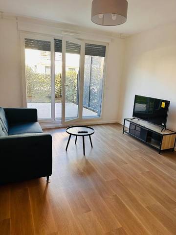 Gîte pour 2 personnes, avec jardin à Plaisir (Yvelines)
