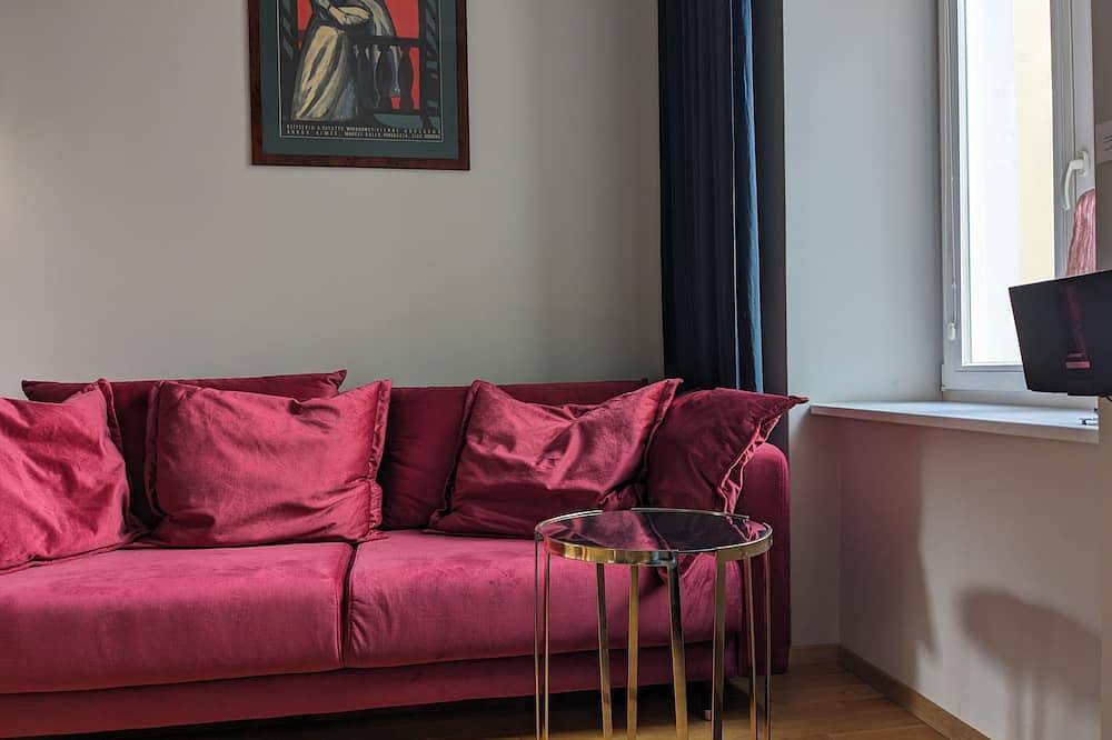 Entire apartment, Juliet by mythings - Contemporary design, quiet studio, small & smart. in Warsaw Śródmieście, Warsaw