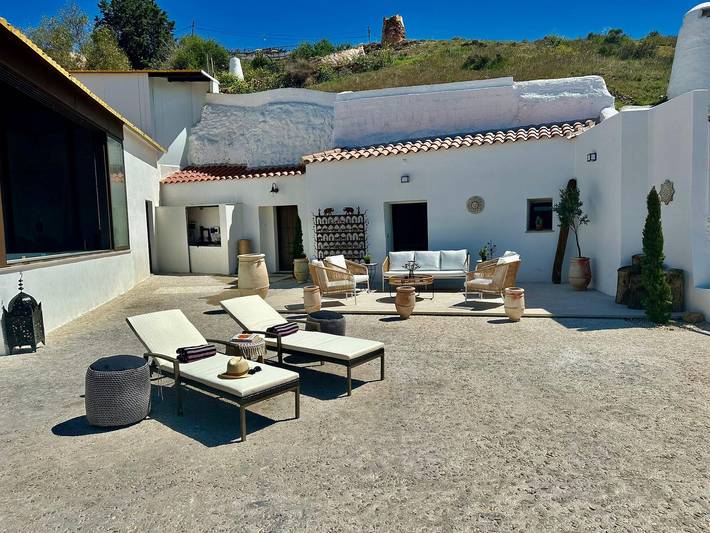 Casa de huéspedes para 6 personas, con terraza y jardín en Comarca de Guadix - 4
