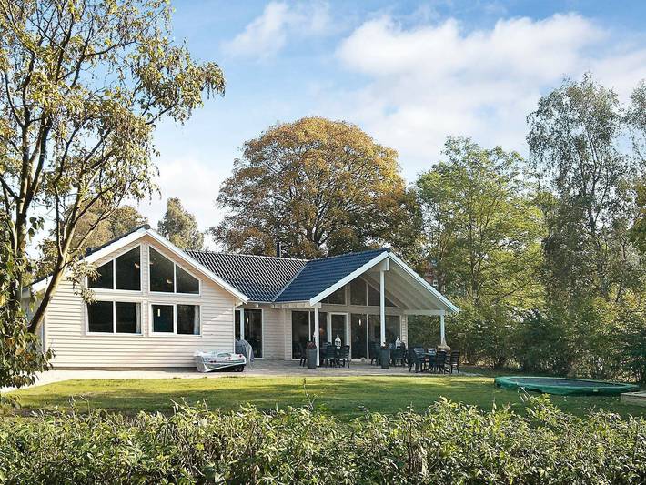 Maison de vacances pour 16 personnes, avec terrasse et jacuzzi ainsi que piscine et sauna - 1