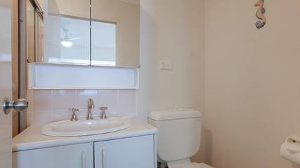 Holiday Apartment for 6 People in Nelson Bay, Hunter Valley, Photo 2