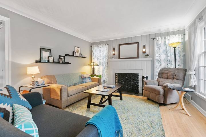 Vacation rental for 7 people, with terrace, kid friendly in Saint Paul (MN)